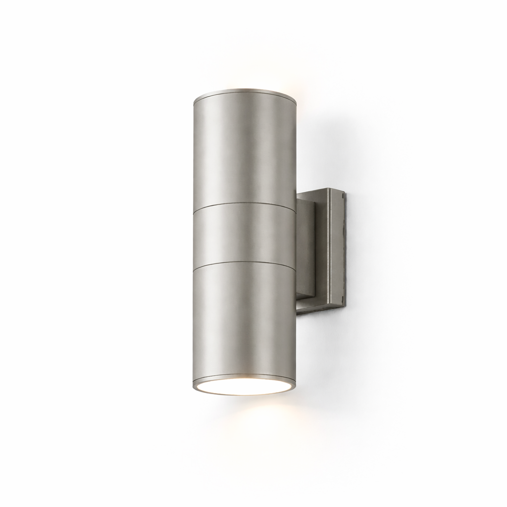 Arandela Externa Vertical Impermeável com Facho Duplo TG